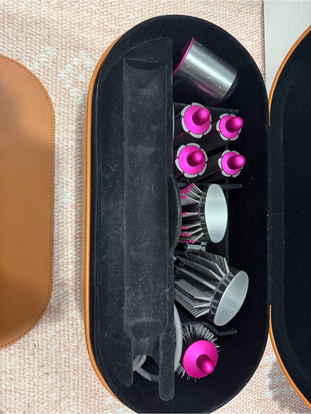 Dyson Airwrap Complete Set - gently used - Picture 5 of 6